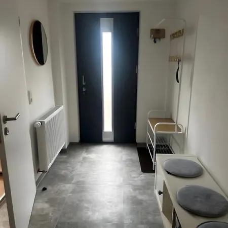 아파트 Vor Dem Zoller *